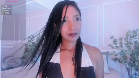 Maia online show from April 3, 1:58 am