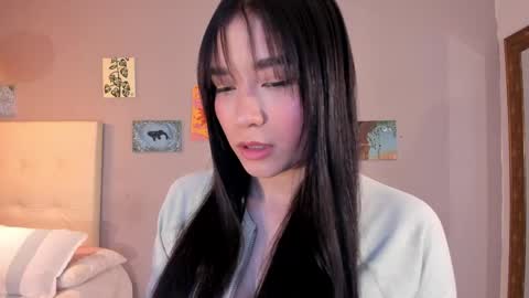 Snapshot of maia_w10 chatting on April 23, 11:53 am Maia online show from April 23, 11:53 am