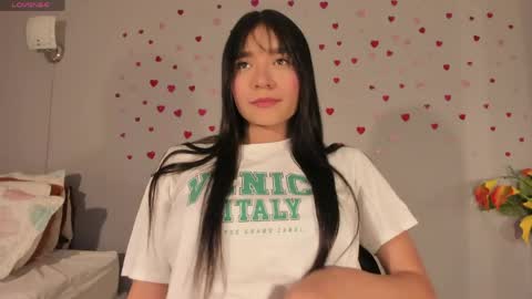 Snapshot of maia_w10 chatting on May 19, 1:22 am Maia online show from May 19, 1:22 am