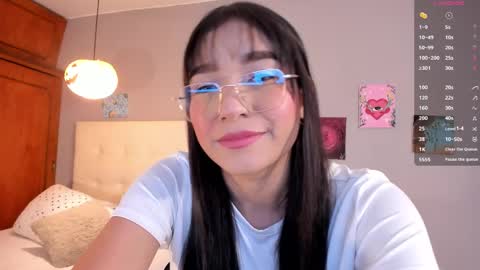 Snapshot of maia_w10 chatting on May 22, 12:11 pm Maia online show from May 22, 12:11 pm