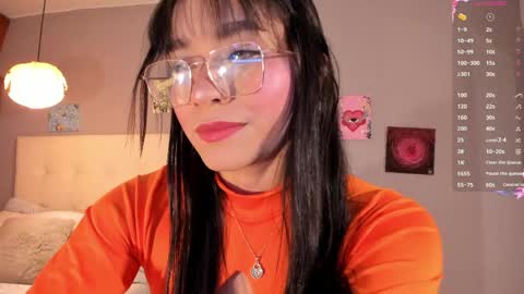 Snapshot of maia_w10 chatting on June 2, 12:18 pm Maia online show from June 2, 12:18 pm