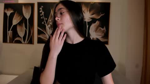  Maia  online show from October 26, 4:24 pm