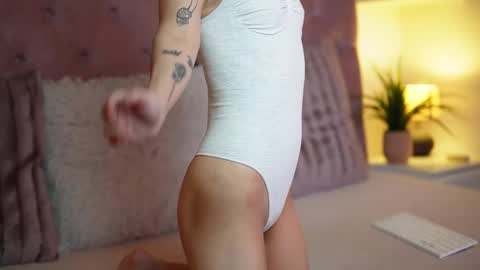  Maia  online show from March 20, 8:14 pm