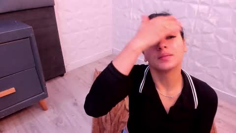 Maia  online show from October 19, 1:34 pm