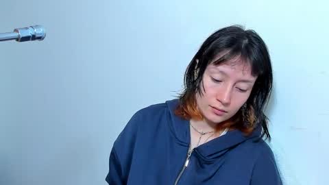 maibys online show from April 2, 3:37 am