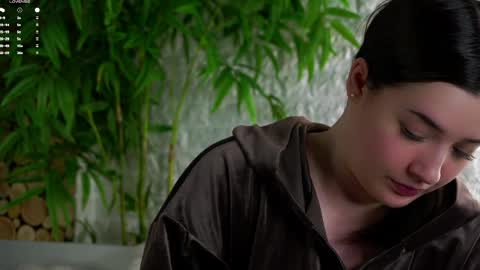 Lucy online show from March 30, 4:35 am