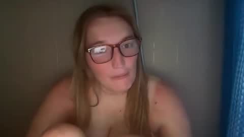 Snapshot of maisystellaxx chatting on July 10, 7:05 pm maisystellaxx online show from July 10, 7:05 pm