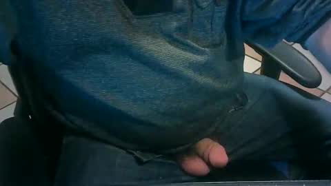 Snapshot of maitai42 chatting on December 24, 1:27 am Maitai42 online show from December 24, 1:27 am