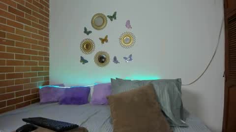 Snapshot of maja_hills chatting on January 13, 1:17 pm maja_hills online show from January 13, 1:17 pm
