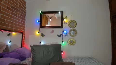 Snapshot of maja_hills chatting on February 12, 6:09 pm maja_hills online show from February 12, 6:09 pm
