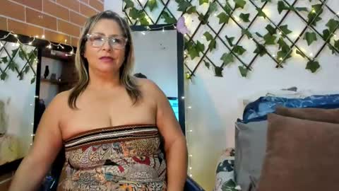 Snapshot of maja_hills chatting on March 4, 8:49 pm maja_hills online show from March 4, 8:49 pm