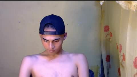 Snapshot of majestic_anne chatting on May 24, 1:49 pm Annalyn online show from May 24, 1:49 pm