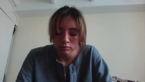 Snapshot of majo_gomezz chatting on October 1, 4:02 pm majo_gomezz online show from October 1, 4:02 pm