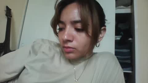 Snapshot of majo_gomezz chatting on October 23, 7:45 pm majo_gomezz online show from October 23, 7:45 pm