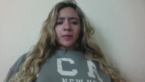 Snapshot of majo_gomezz chatting on November 28, 12:24 am majo_gomezz online show from November 28, 12:24 am