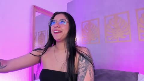 Snapshot of majo_rose chatting on November 18, 6:45 pm MAJO ROSE online show from November 18, 6:45 pm