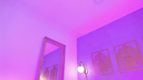 Snapshot of majo_rose chatting on December 4, 7:22 pm MAJO ROSE online show from December 4, 7:22 pm