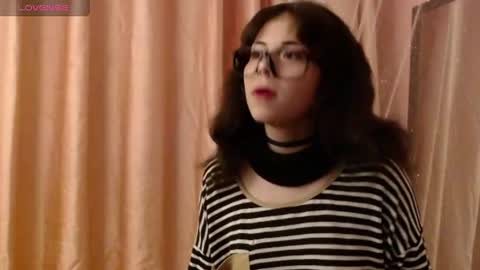 Mei  online show from June 27, 5:12 am