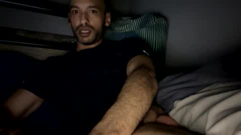 majorb121 online show from April 10, 8:02 pm