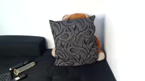 olivia online show from November 1, 9:17 pm