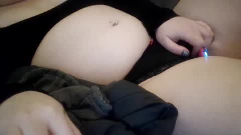 makemewatch online show from March 3, 9:10 pm