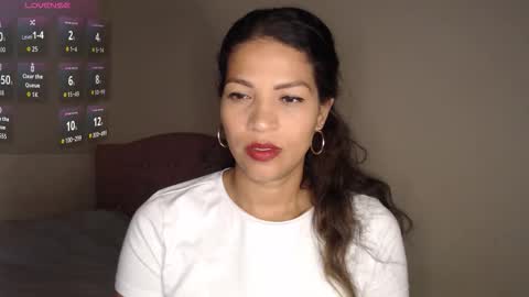 MAKENNAA online show from December 3, 9:18 am