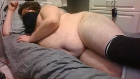 Snapshot of makeshiftslvt chatting on December 30, 6:27 pm MakeshiftSlvt online show from December 30, 6:27 pm