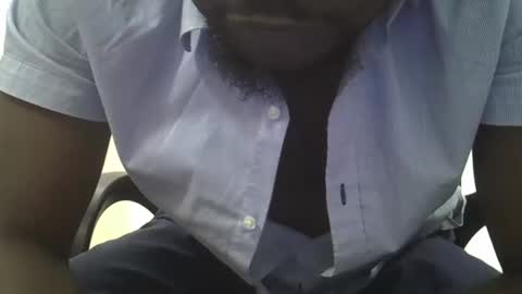 Snapshot of makeyoudrip001 chatting on February 21, 10:04 pm Afrovite Dick online show from February 21, 10:04 pm