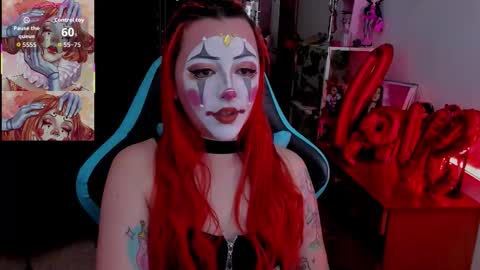 Snapshot of maki33_ chatting on February 17, 1:46 am petite clown online show from February 17, 1:46 am