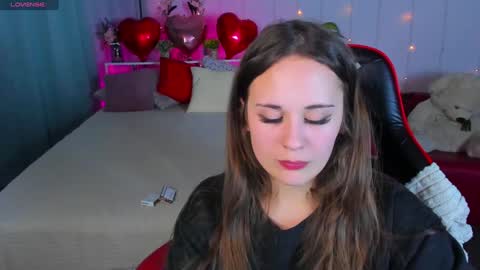 Snapshot of makima_lee chatting on January 28, 7:42 pm Makima online show from January 28, 7:42 pm