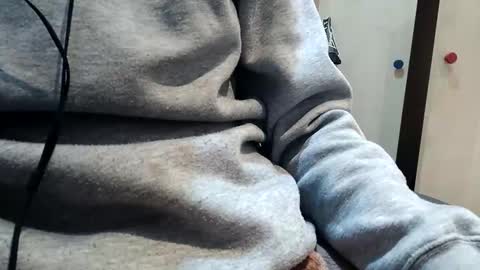 Snapshot of makukabig chatting on December 15, 9:08 pm makukabig online show from December 15, 9:08 pm