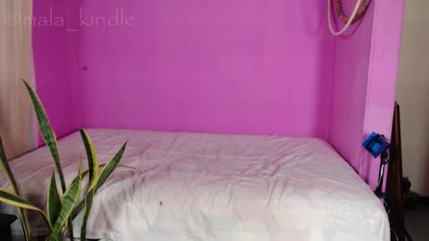 Snapshot of mala_kindle chatting on November 4, 7:35 pm Call me Mala independent model online show from November 4, 7:35 pm