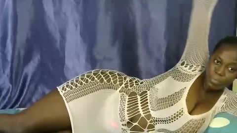 Snapshot of malaika_musa chatting on April 26, 2:04 pm malaika_musa online show from April 26, 2:04 pm