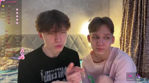 Tom and Mark 3 online show from January 10, 3:06 pm