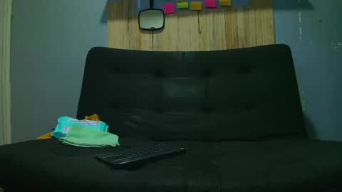 Snapshot of malcompierce chatting on February 27, 4:20 am Malcom online show from February 27, 4:20 am