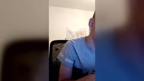Snapshot of male20y chatting on July 30, 9:03 pm male20y online show from July 30, 9:03 pm