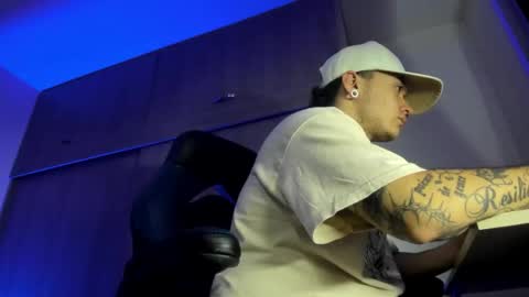 ADAM         online show from November 3, 1:51 am