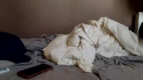 malefrench1 online show from February 4, 12:44 pm