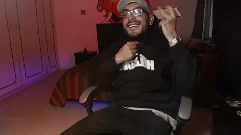 malek_xarx online show from April 8, 4:45 am