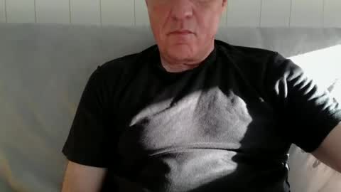 maletoysub online show from June 24, 5:56 pm