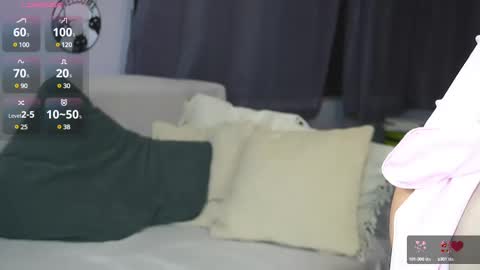 Snapshot of maliceeee chatting on February 22, 1:00 am Arya online show from February 22, 1:00 am