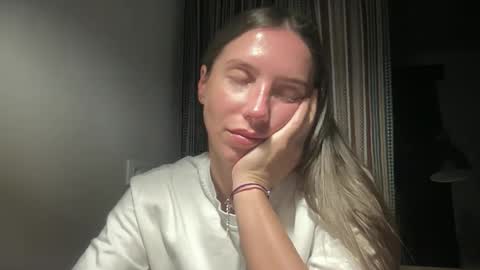 malina568708 online show from October 15, 8:09 pm