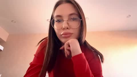 Phoebe online show from May 26, 12:23 pm