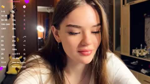 Snapshot of mallybooo chatting on February 22, 3:10 pm Jinny online show from February 22, 3:10 pm