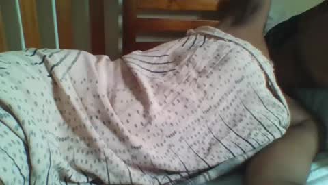 Snapshot of mammaplay chatting on November 6, 5:41 am mammaplay online show from November 6, 5:41 am