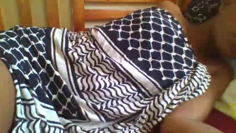 Snapshot of mammaplay chatting on November 19, 6:02 am mammaplay online show from November 19, 6:02 am