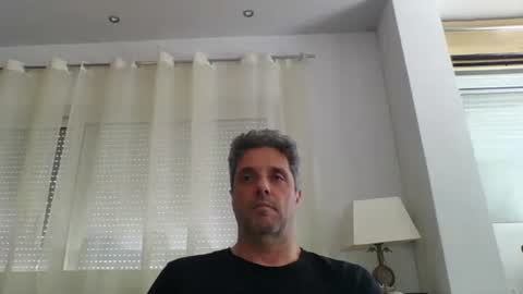 Snapshot of man211172 chatting on May 3, 1:50 pm man211172 online show from May 3, 1:50 pm