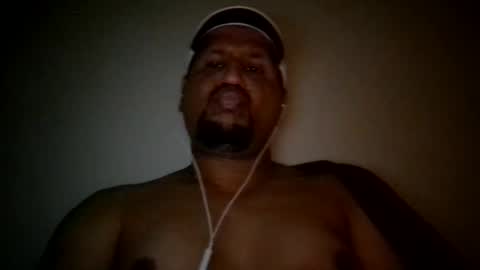 Snapshot of man_new chatting on February 10, 11:13 pm Man new online show from February 10, 11:13 pm