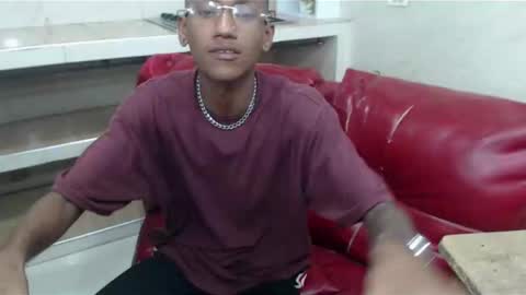 man_san11 online show from January 31, 4:17 pm