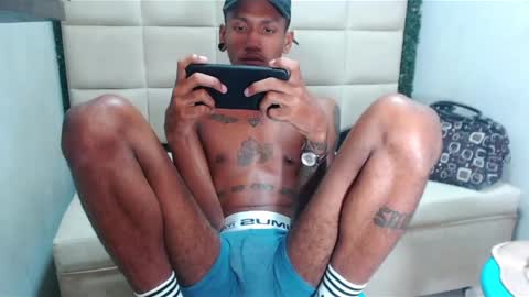 man_san11 online show from March 6, 5:43 pm